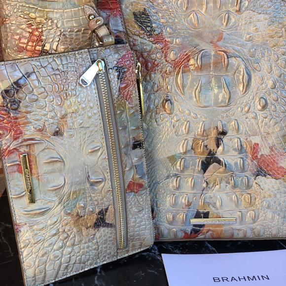 Brahmin Athena Melbourne Oasis Tote Bag Wristlet - Picture 2 of 7